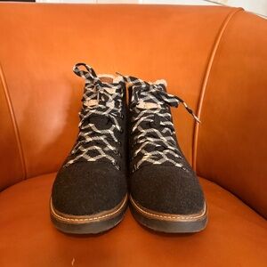 Dr. Scholls Wedge Wool Boot